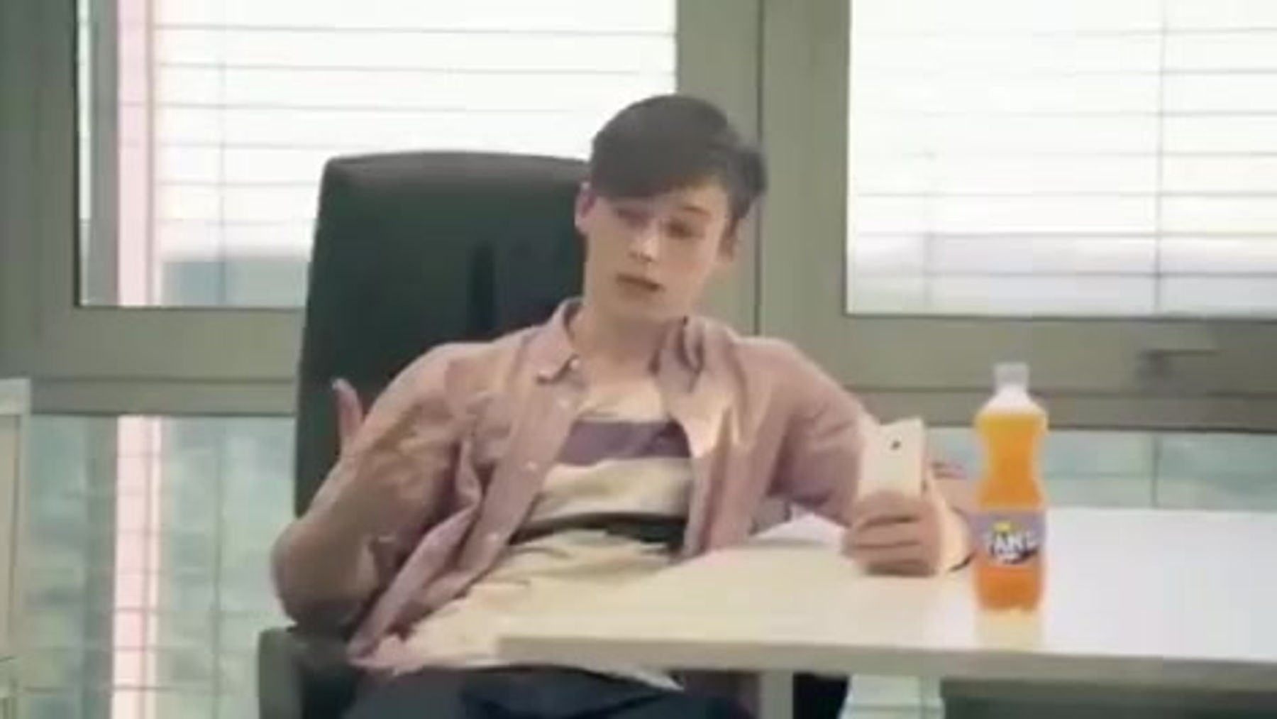 ¡Peguemos una fanta! - Tom -